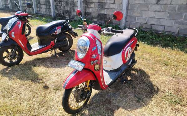 HONDA  SCOOPY