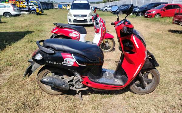 HONDA  SCOOPY