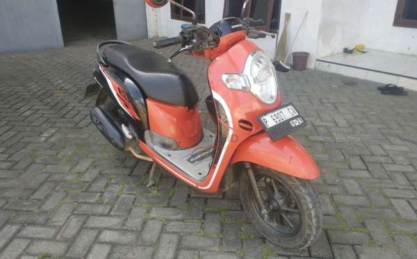 HONDA SCOOPY