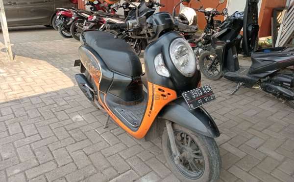 HONDA SCOOPY