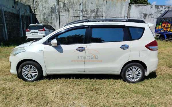 SUZUKI  ERTIGA  SDX