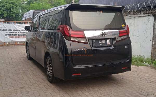 TOYOTA ALPHARD 2.5 G