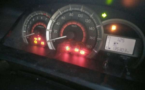 TOYOTA AVANZA 1.3 G