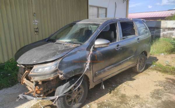 TOYOTA AVANZA