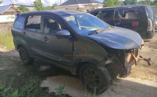 TOYOTA AVANZA