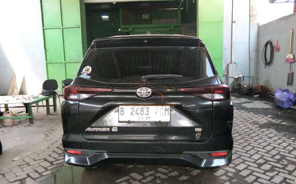 TOYOTA AVANZA
