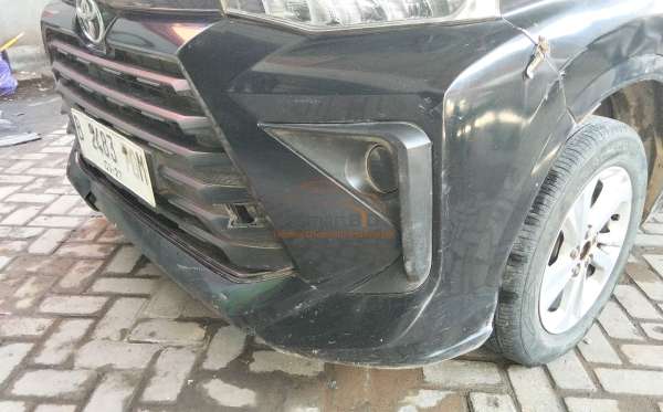 TOYOTA AVANZA