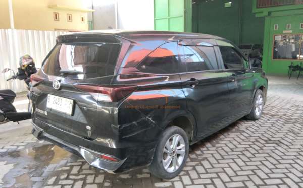 TOYOTA AVANZA