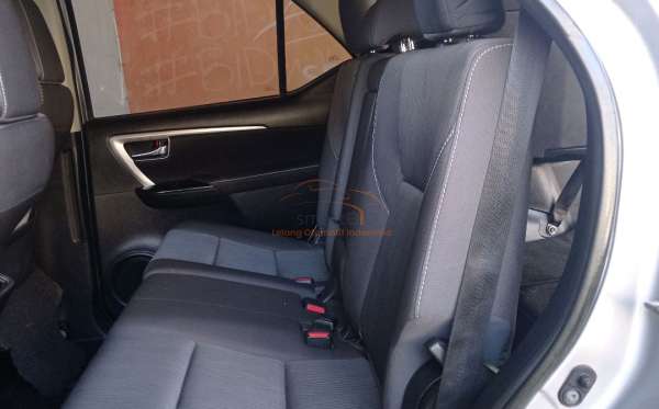 TOYOTA  FORTUNER  G 2.4