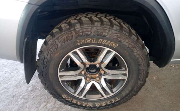 TOYOTA  FORTUNER  G 2.4