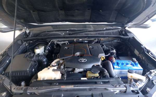 TOYOTA  FORTUNER  G 2.4