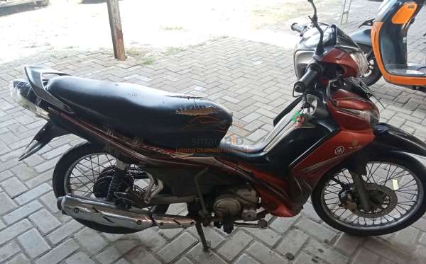 YAMAHA JUPITER