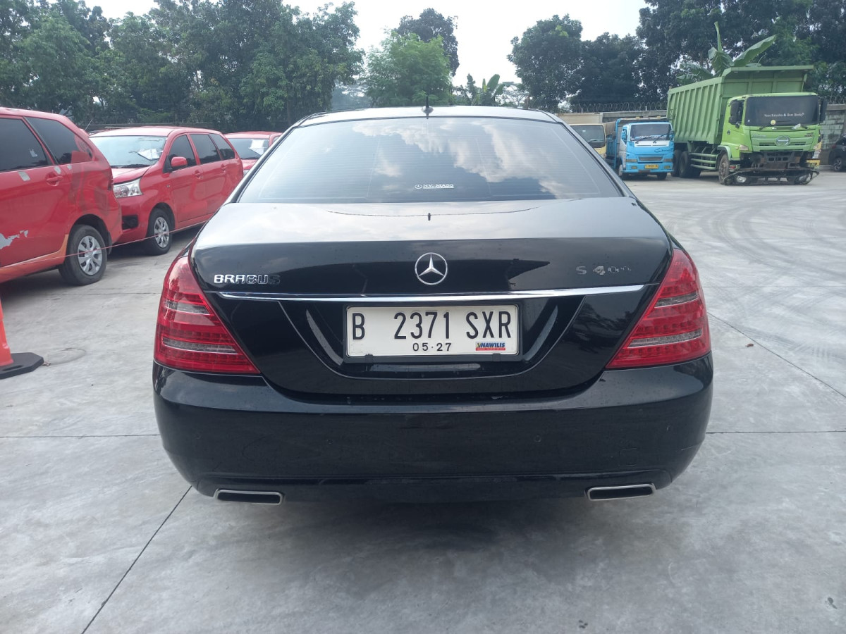 MERCEDES BENZ  S 300  L