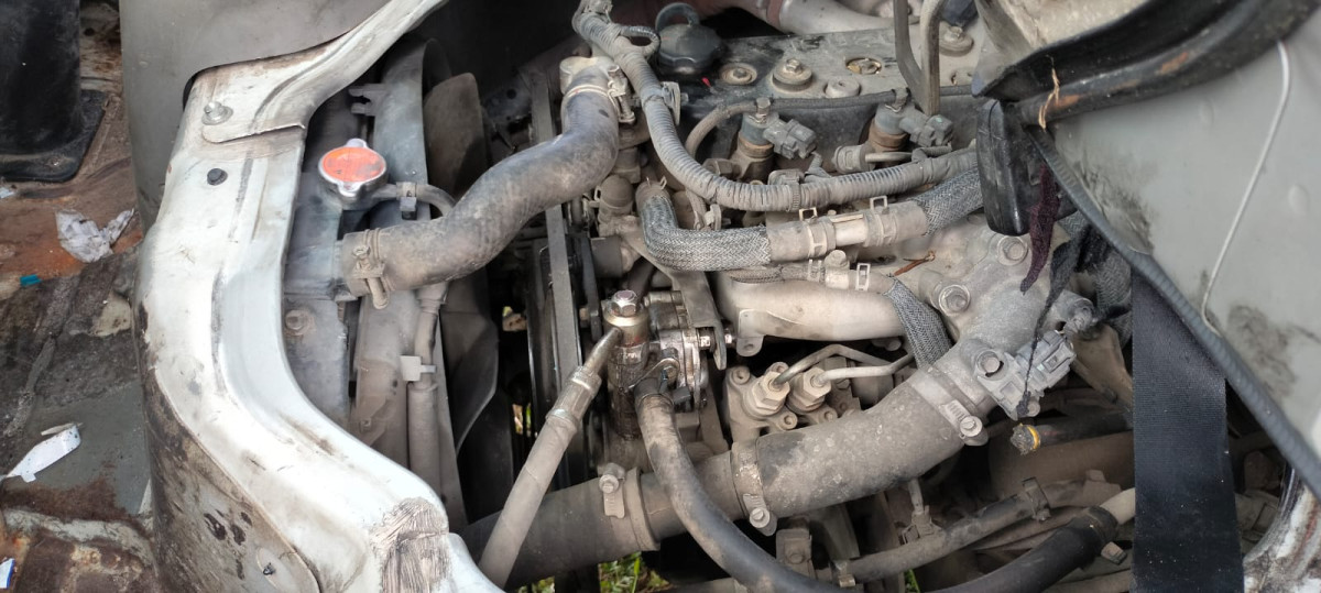 ISUZU  TRAGA PHR54U