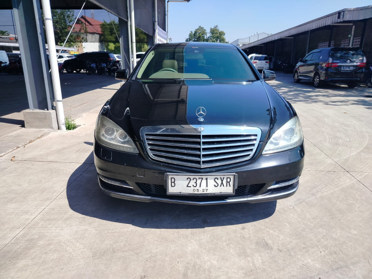 MERCEDES BENZ  S 300  L