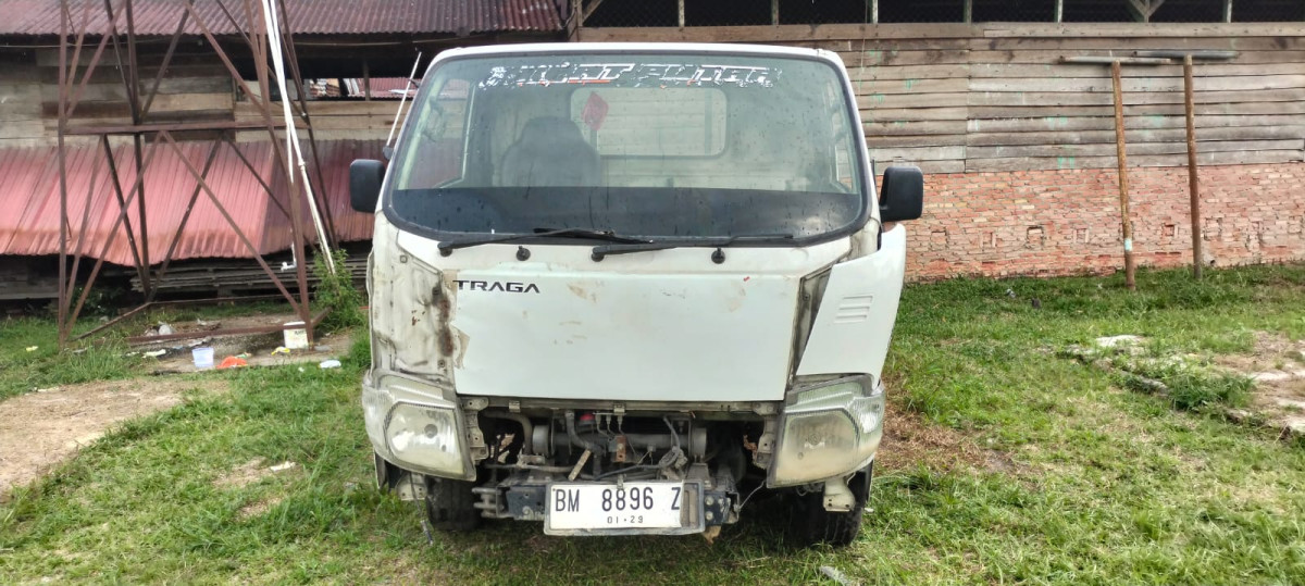 ISUZU  TRAGA PHR54U