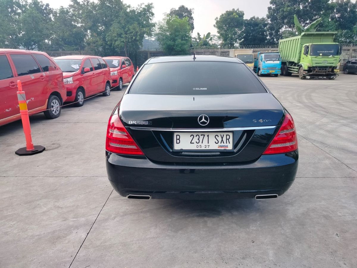 MERCEDES BENZ  S 300  L