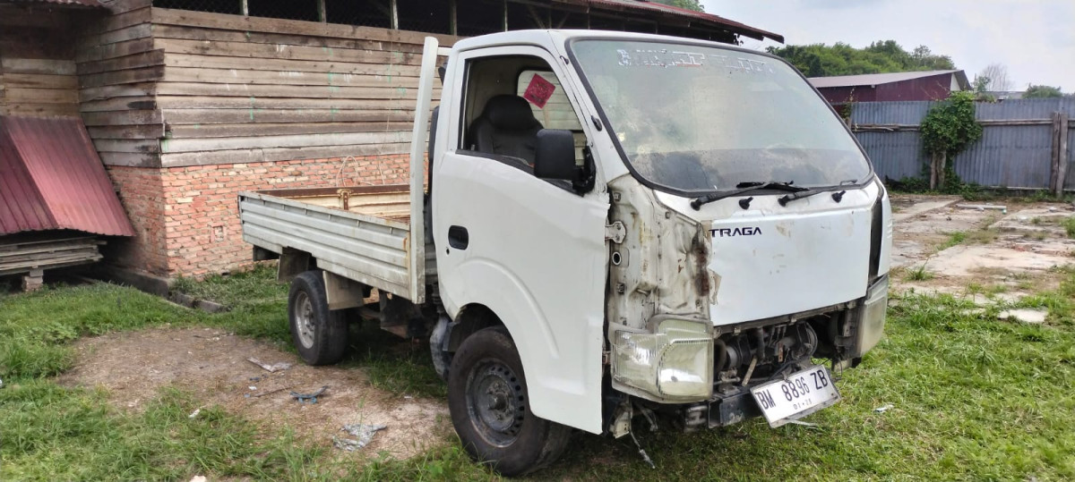 ISUZU  TRAGA PHR54U