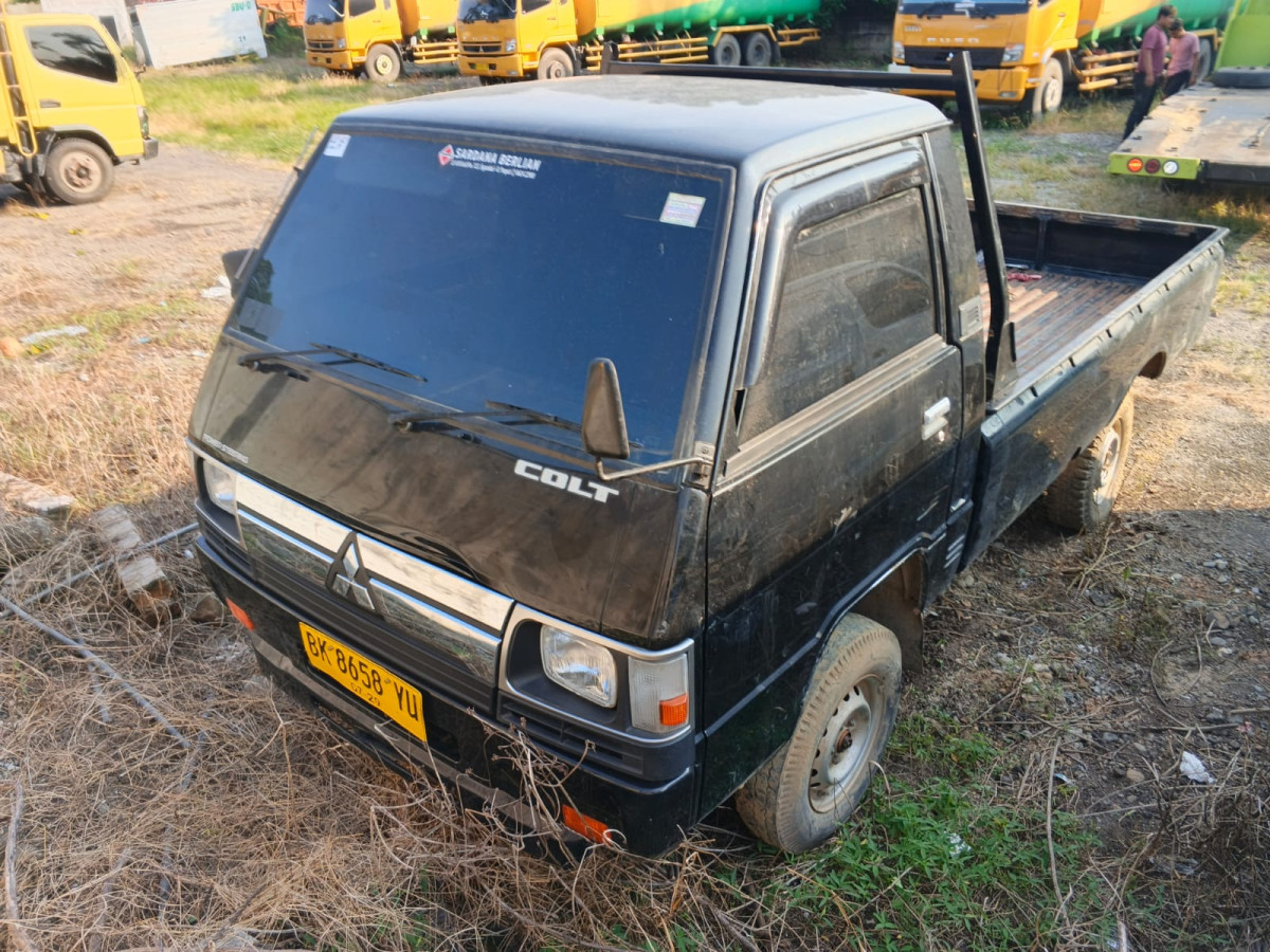 MITSUBISHI  L 300 L300 PU FB-R (4X2)