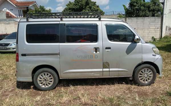 DAIHATSU LUXIO M