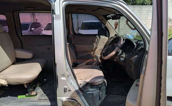 DAIHATSU LUXIO M