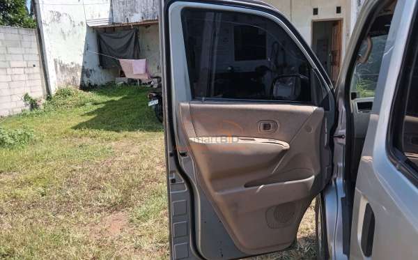 DAIHATSU LUXIO M