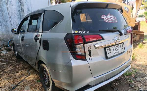 DAIHATSU SIGRA 1.2 X