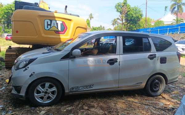 DAIHATSU SIGRA 1.2 X