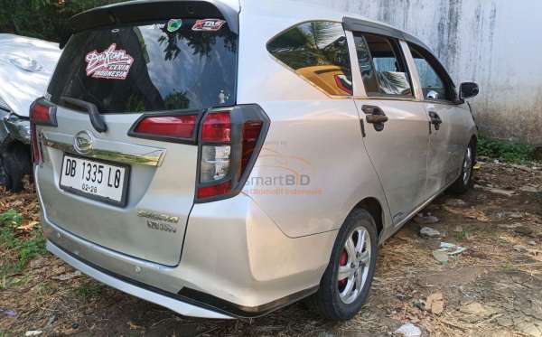 DAIHATSU SIGRA 1.2 X