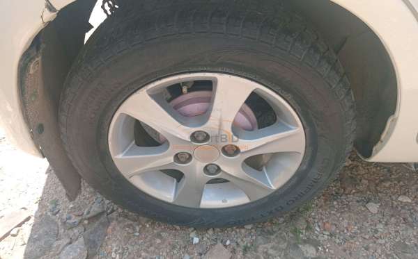 DAIHATSU SIRION