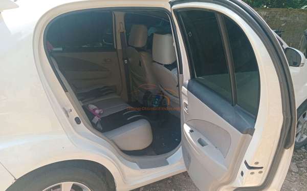 DAIHATSU SIRION