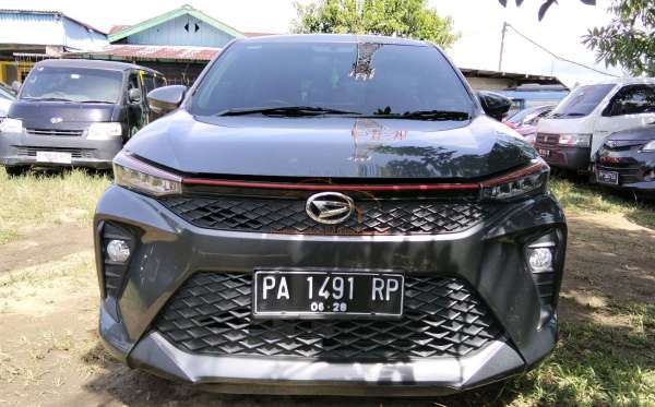DAIHATSU XENIA