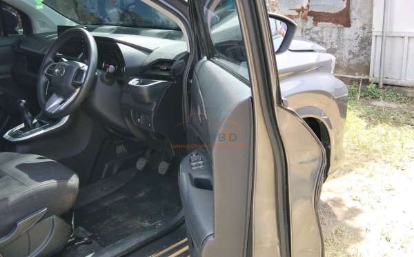 DAIHATSU XENIA