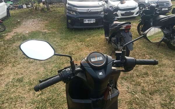 HONDA GENIO CBS