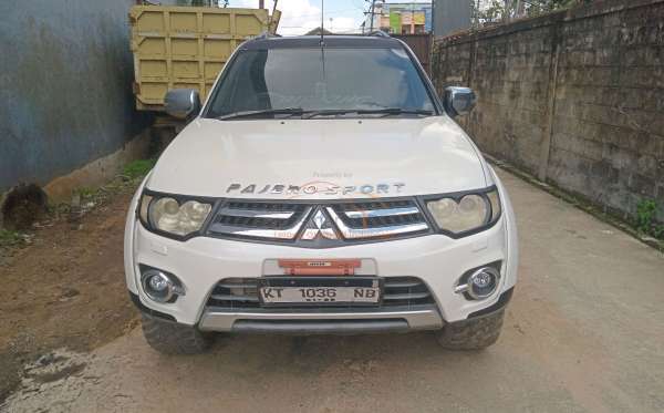 MITSUBISHI  PAJERO  SPORT 2.5HP-E
