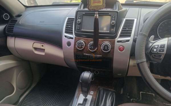 MITSUBISHI  PAJERO  SPORT 2.5HP-E