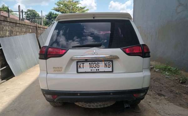 MITSUBISHI  PAJERO  SPORT 2.5HP-E