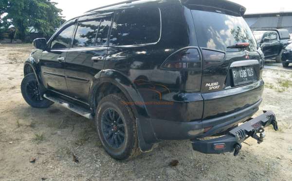 MITSUBISHI PAJERO SPORT 2.5 D EXCEED (4X2)
