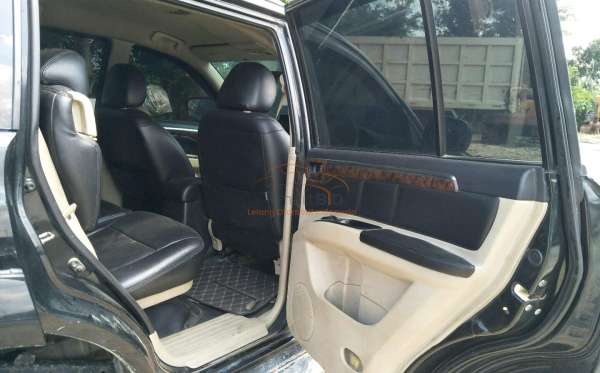 MITSUBISHI PAJERO SPORT 2.5 D EXCEED (4X2)