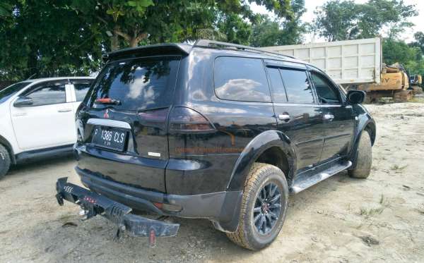 MITSUBISHI PAJERO SPORT 2.5 D EXCEED (4X2)
