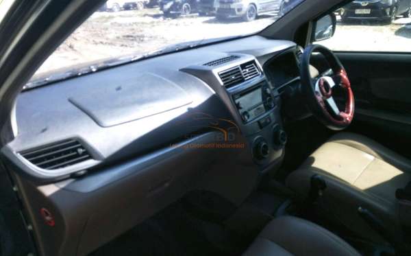 TOYOTA AVANZA 1.3 G