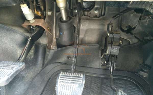 TOYOTA AVANZA 1.3 G
