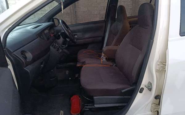TOYOTA CALYA 1.2 E M/T