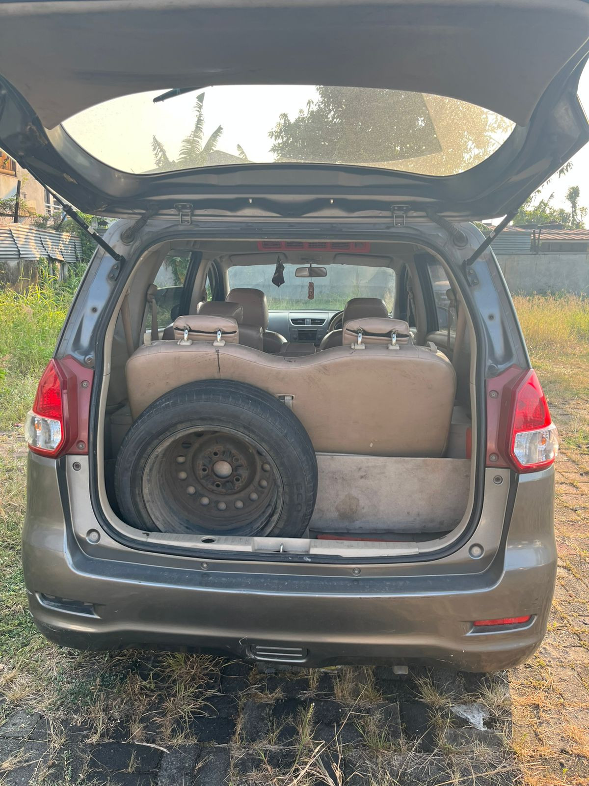 SUZUKI ERTIGA