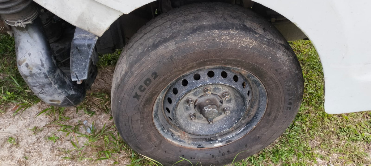 ISUZU  TRAGA PHR54U
