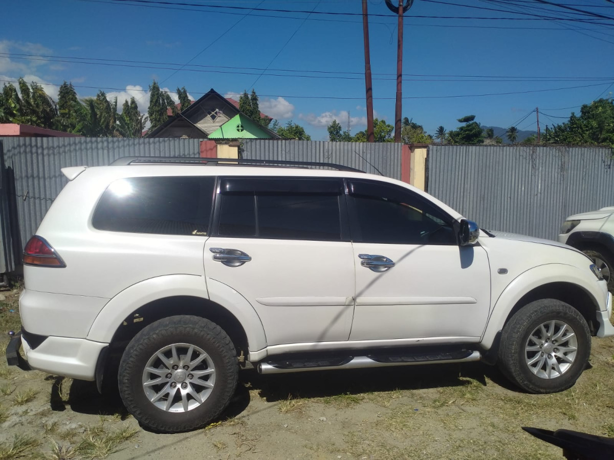 MITSUBISHI PAJERO  SPORT 2.5 D EXCEED (4X2)