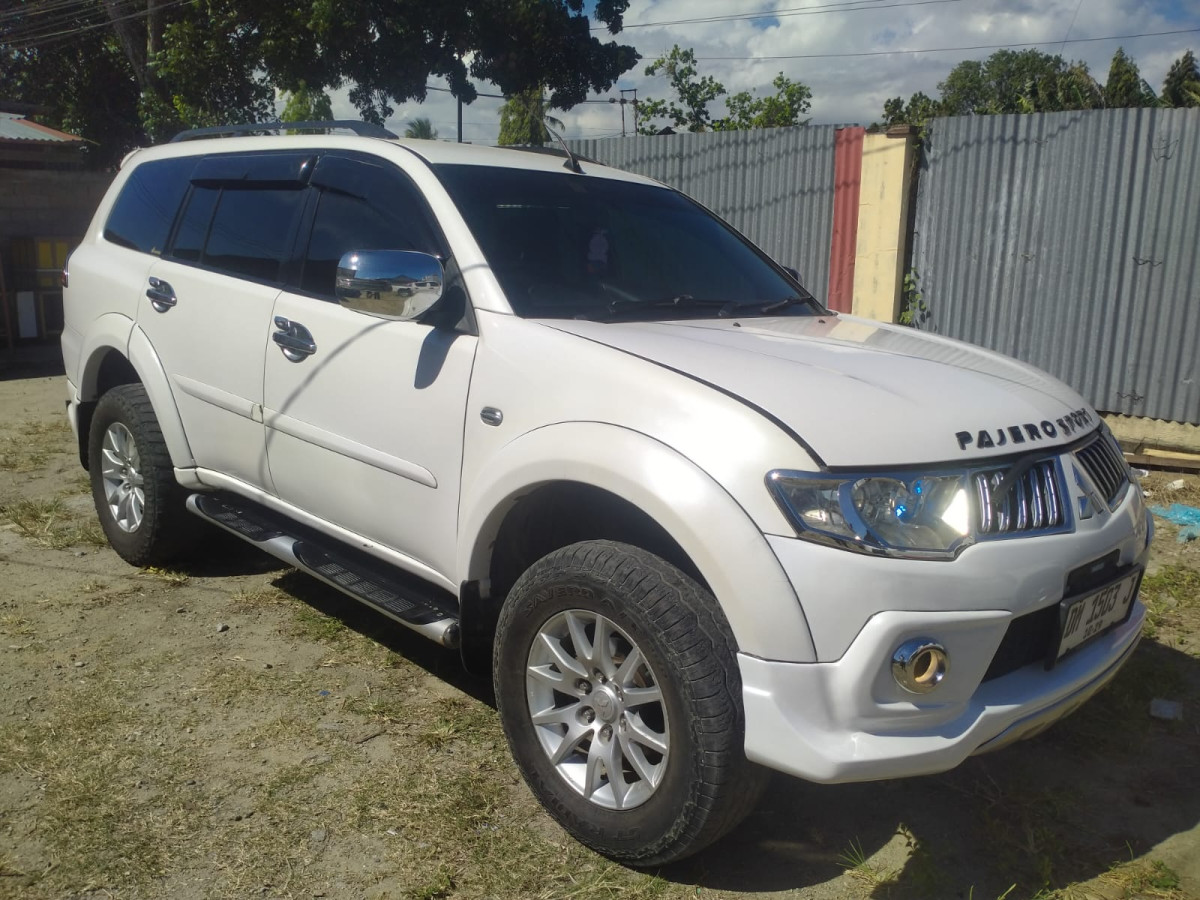 MITSUBISHI PAJERO  SPORT 2.5 D EXCEED (4X2)