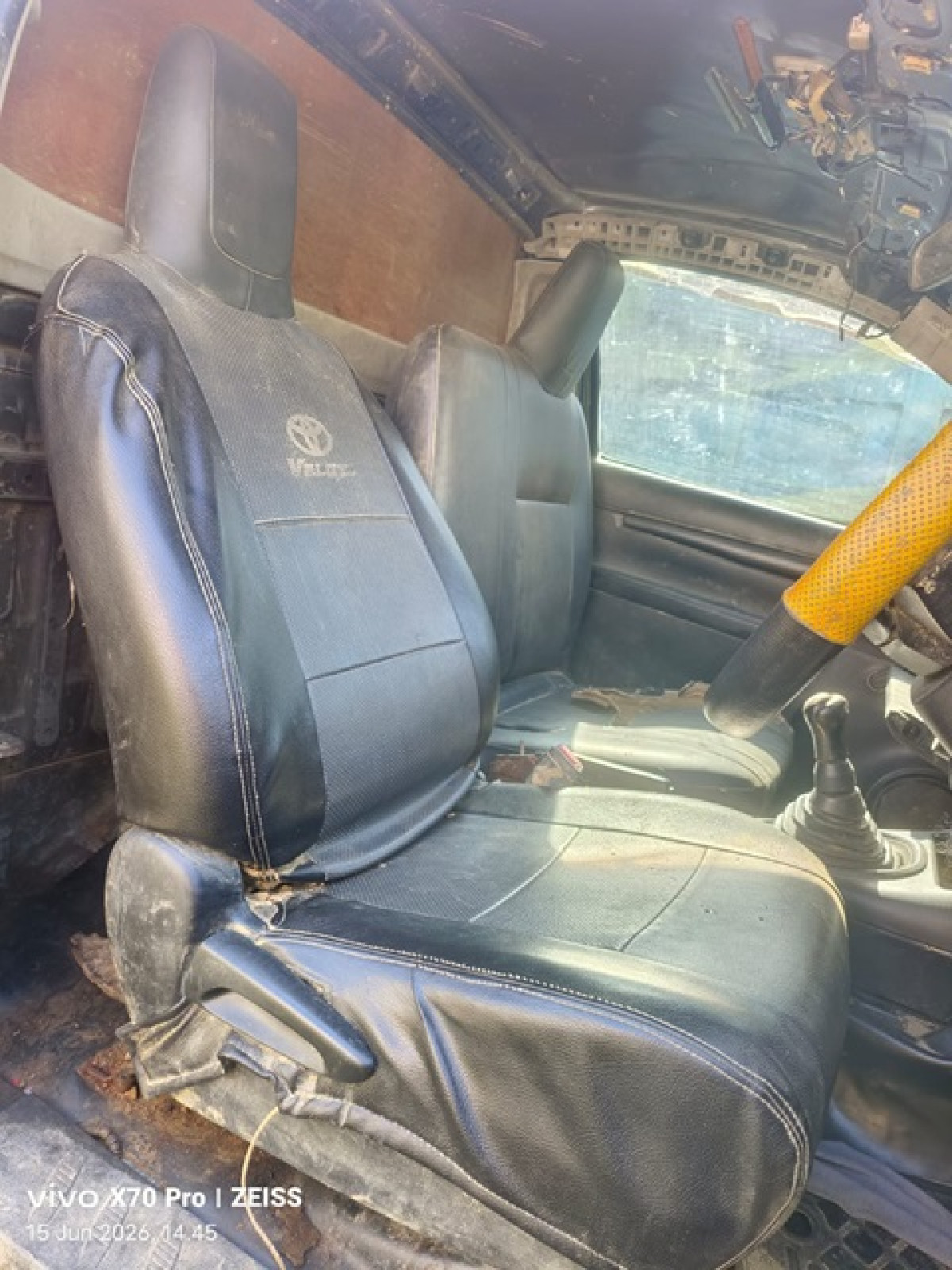 TOYOTA HILUX 4X2 2.0 PU