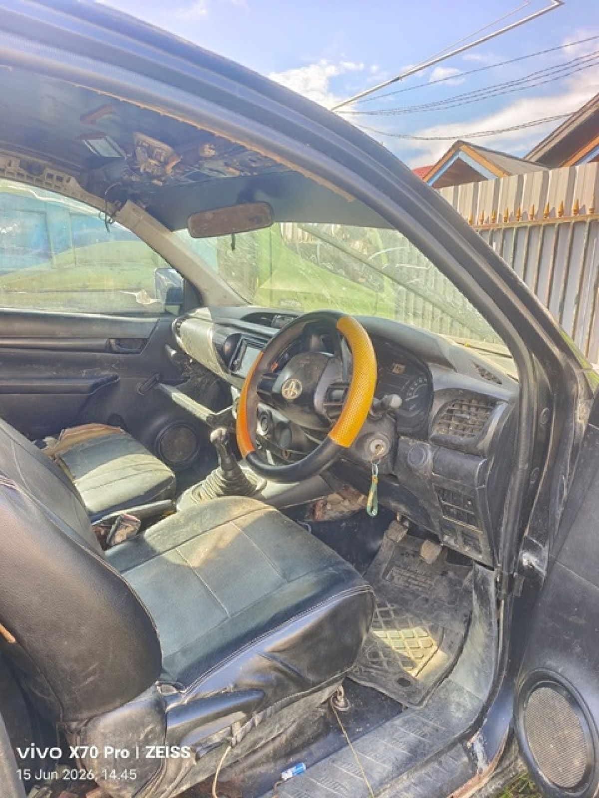 TOYOTA HILUX 4X2 2.0 PU