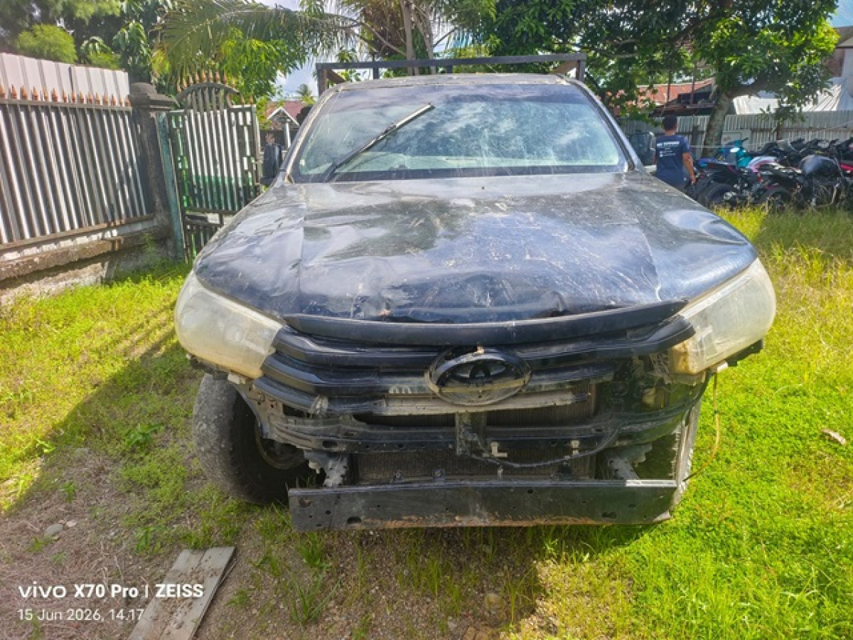 TOYOTA HILUX 4X2 2.0 PU